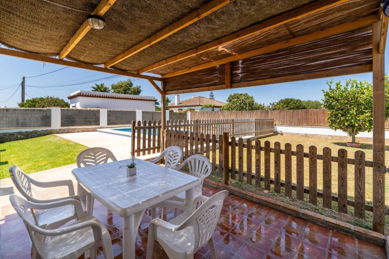 Casa Carlos con Piscina Privada en Conil Conil De La Frontera Exterior foto
